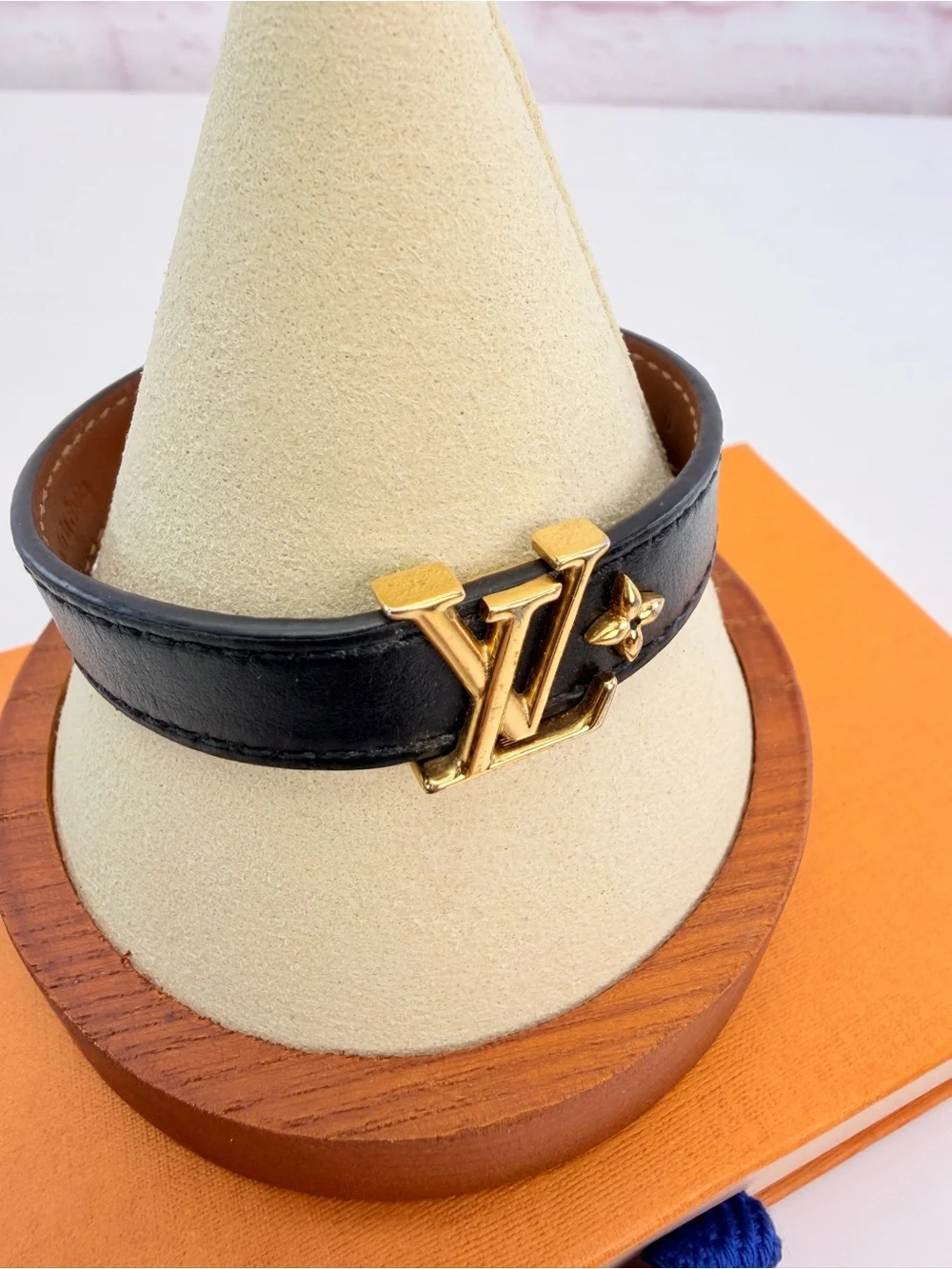 Louis Vuitton Calfskin Iconic Bracelet 19 Black